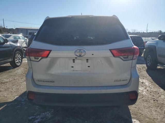 Photo 6 from auction – 2018 TOYOTA HIGHLANDER with VIN 5TDJZRFH6JS913971