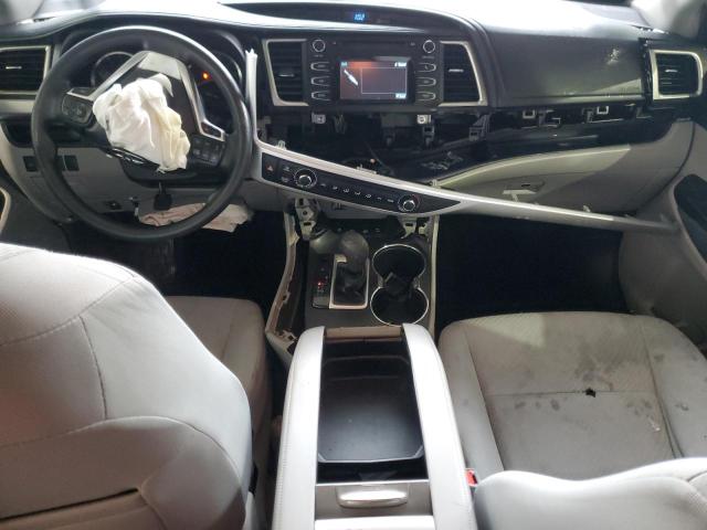 Photo 8 from auction – 2015 TOYOTA HIGHLANDER with VIN 5TDBKRFH5FS165407