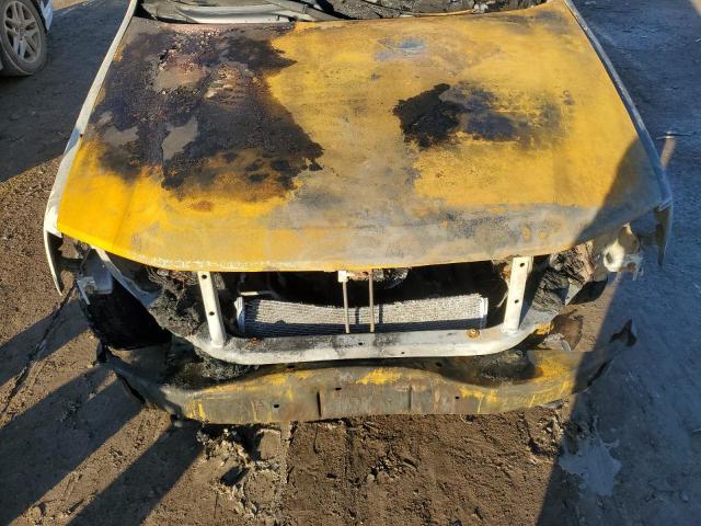 Photo 12 from auction – 2004 CHEVROLET TRAILBLAZE with VIN 1GNDT13S342152125