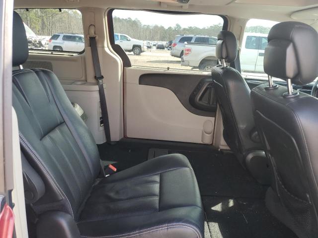 Photo 11 from auction – 2016 CHRYSLER TOWN & COU with VIN 2C4RC1CG0GR175572
