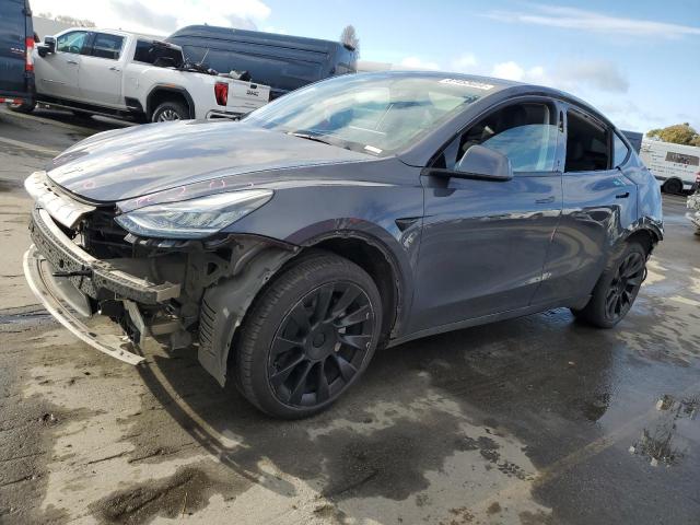 TESLA MODEL Y 2022 with VIN 7SAYGDEE7NF461685 - Photo from auction