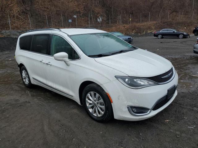 Photo 4 from auction – 2018 CHRYSLER PACIFICA T with VIN 2C4RC1BG7JR280294