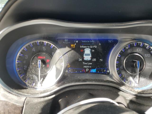 Photo 9 from auction – 2018 CHRYSLER 300 LIMITE with VIN 2C3CCAEG6JH120113