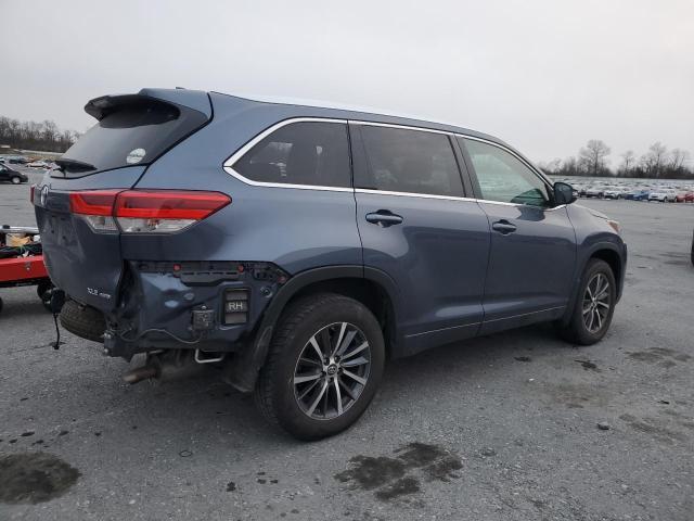 Zdjęcie 3 z aukcji – 2018 TOYOTA HIGHLANDER z VIN 5TDJZRFHXJS494474