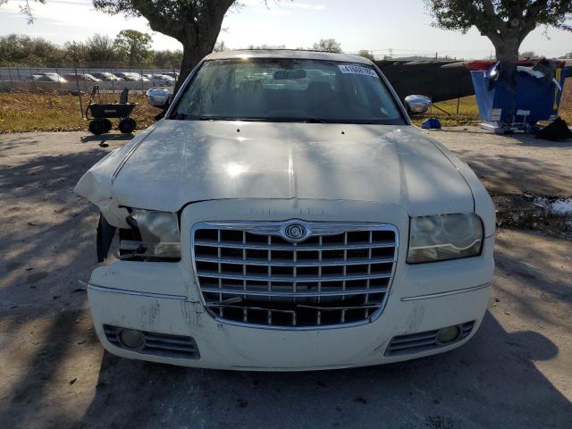 Photo 5 from auction – 2010 CHRYSLER 300 TOURIN with VIN 2C3CA5CV9AH112702
