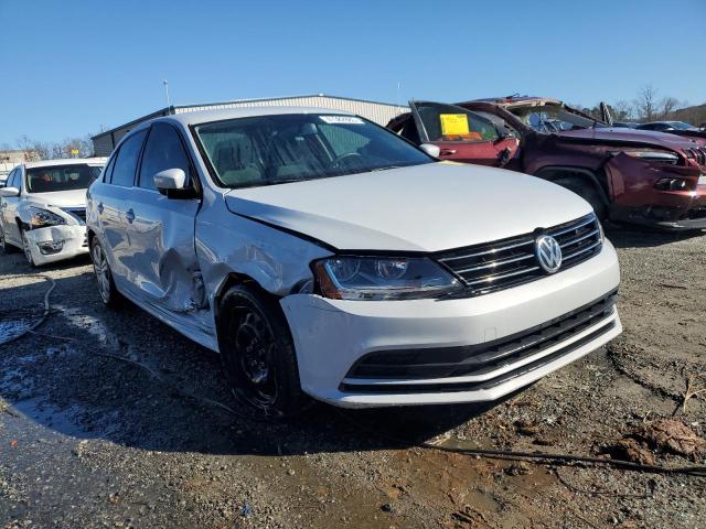 Photo 4 from auction – 2017 VOLKSWAGEN JETTA S with VIN 3VW2B7AJ3HM364552
