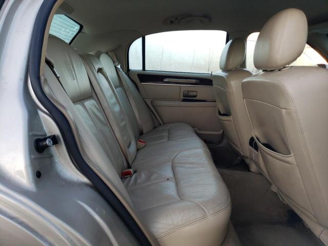 Photo 10 from auction – 2010 LINCOLN TOWN CAR with VIN 2LNBL8CV0AX620979