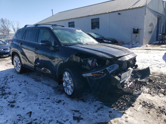 Photo 4 from auction – 2023 TOYOTA HIGHLANDER with VIN 5TDKDRBHXPS035270