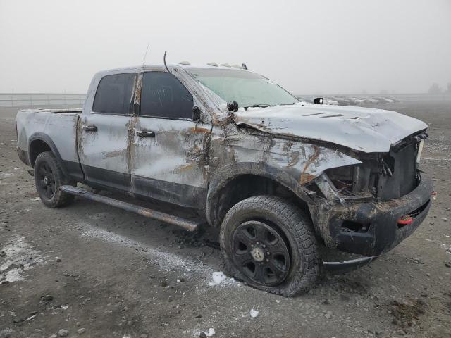 Photo 4 from auction – 2015 RAM 2500 SLT with VIN 3C6UR5DL1FG688840