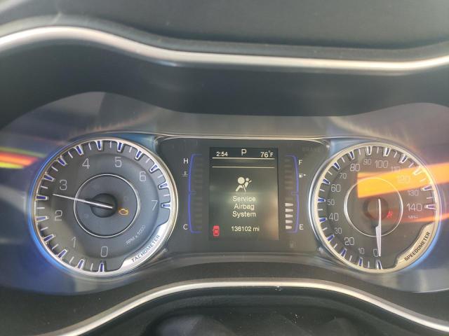 Photo 9 from auction – 2016 CHRYSLER 200 LIMITE with VIN 1C3CCCAB1GN155356
