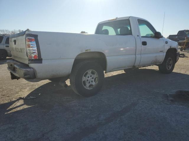 Photo 3 from auction – 2002 CHEVROLET SILVERADO with VIN 1GCEK14V82E231553