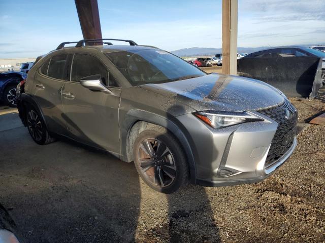 Photo 4 from auction – 2019 LEXUS UX 200 with VIN JTHY3JBH8K2020392