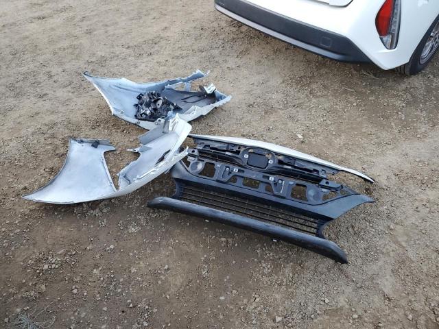 Photo 12 from auction – 2017 TOYOTA PRIUS PRIM with VIN JTDKARFP2H3035003