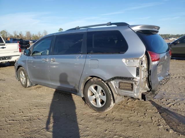 Photo 2 from auction – 2011 TOYOTA SIENNA LE with VIN 5TDKK3DC6BS013019