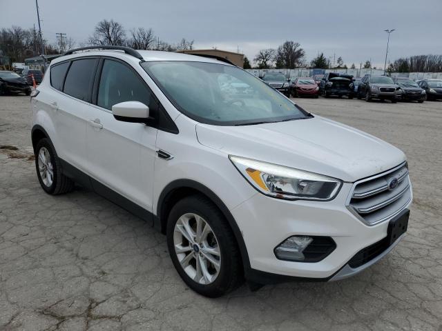 Photo 4 from auction – 2018 FORD ESCAPE SE with VIN 1FMCU9GD6JUA38563