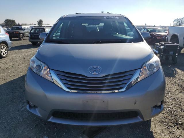 Photo 5 from auction – 2017 TOYOTA SIENNA XLE with VIN 5TDYZ3DC3HS866380