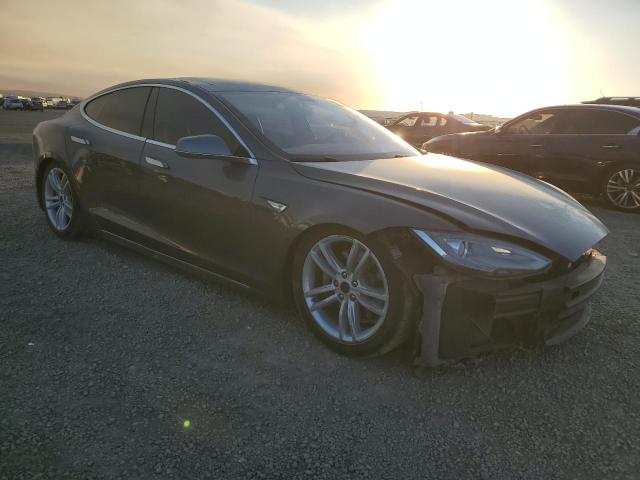 Photo 4 from auction – 2013 TESLA MODEL S with VIN 5YJSA1DG7DFP09826