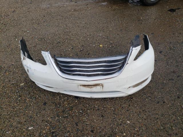 Photo 12 from auction – 2014 CHRYSLER 200 LX with VIN 1C3CCBAB3EN210705