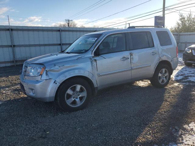 HONDA PILOT EXL 2011 with VIN 5FNYF4H51BB008301 - Photo from auction