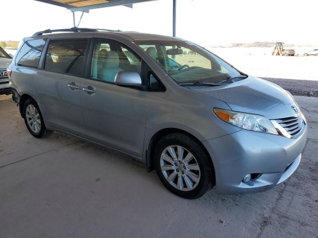 Photo 4 from auction – 2015 TOYOTA SIENNA XLE with VIN 5TDDK3DC7FS101513