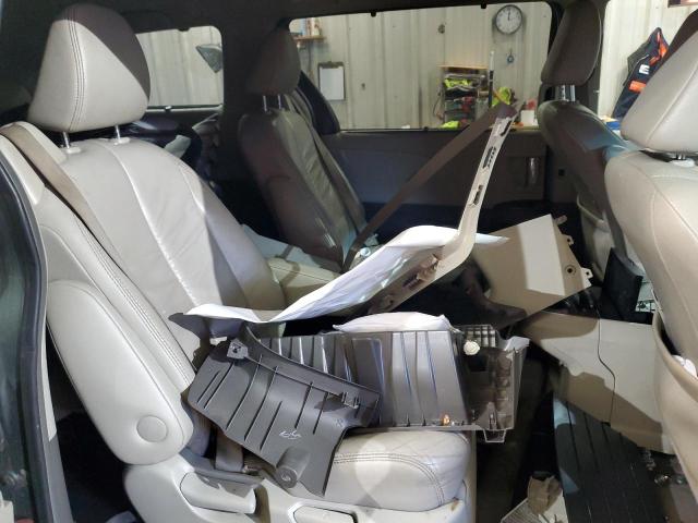 Photo 11 from auction – 2011 TOYOTA SIENNA XLE with VIN 5TDDK3DC4BS008409