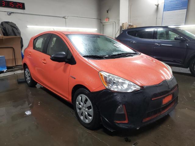 Photo 4 from auction – 2014 TOYOTA PRIUS C with VIN JTDKDTB32E1066654