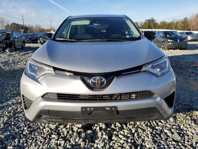 Photo 5 from auction – 2017 TOYOTA RAV4 LE with VIN 2T3BFREV7HW694077