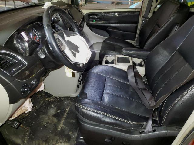 Photo 7 from auction – 2015 CHRYSLER TOWN & COU with VIN 2C4RC1BG5FR521471
