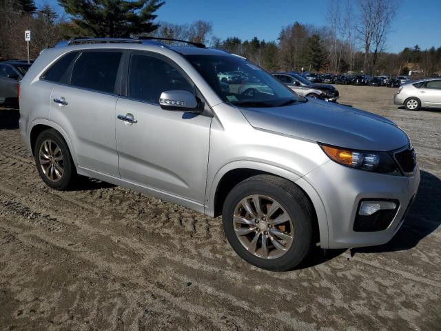 Photo 4 from auction – 2012 KIA SORENTO SX with VIN 5XYKWDA23CG256128