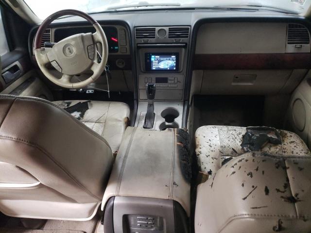 Photo 8 from auction – 2003 LINCOLN NAVIGATOR with VIN 5LMFU28RX3LJ27119
