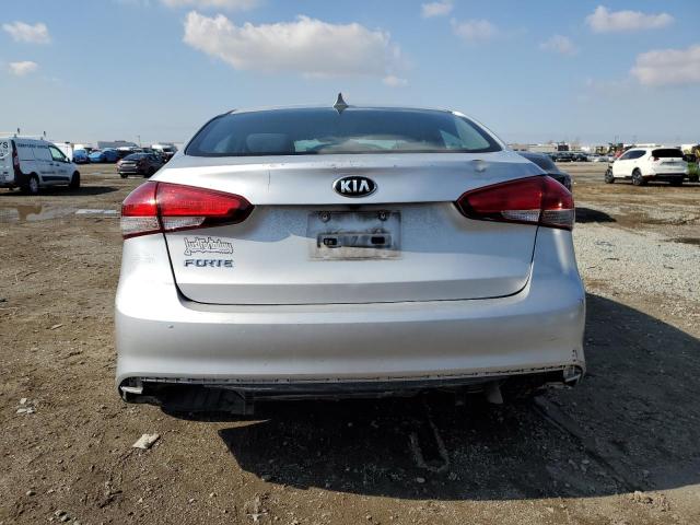 Photo 6 from auction – 2017 KIA FORTE LX with VIN 3KPFL4A73HE077646