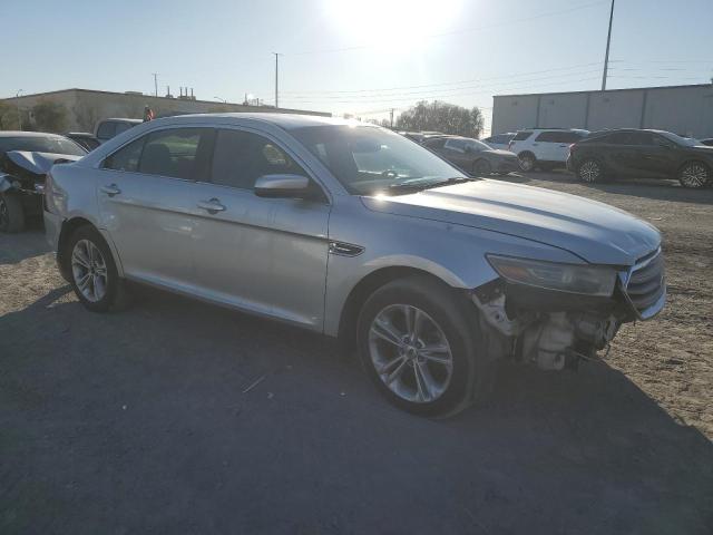 Photo 4 from auction – 2013 FORD TAURUS SEL with VIN 1FAHP2E83DG221541