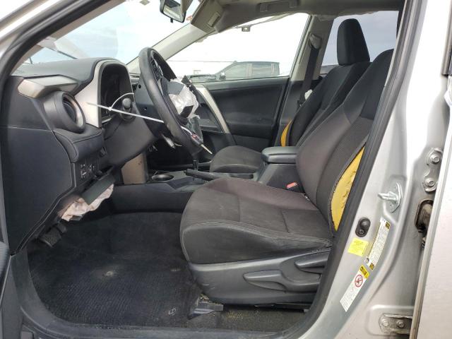 Photo 7 from auction – 2015 TOYOTA RAV4 XLE with VIN JTMWFREV5FJ042717
