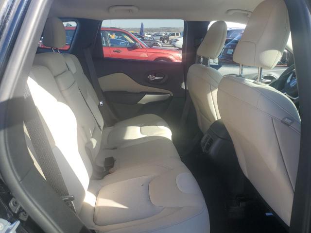 Photo 11 from auction – 2018 JEEP CHEROKEE L with VIN 1C4PJLCB0JD524625