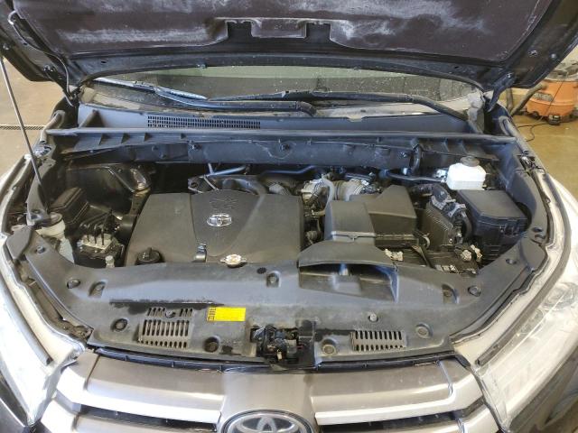 Photo 12 from auction – 2019 TOYOTA HIGHLANDER with VIN 5TDJZRFH1KS575316