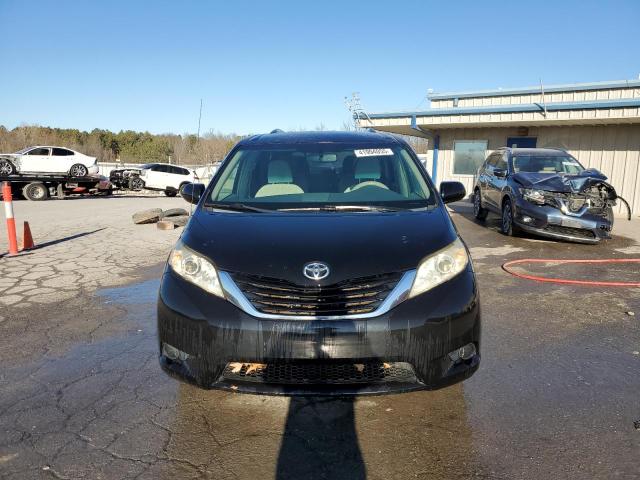 Photo 5 from auction – 2013 TOYOTA SIENNA LE with VIN 5TDKK3DC4DS388247