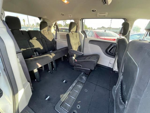 Photo 6 from auction – 2016 DODGE GRAND CARA with VIN 2C4RDGCG1GR235228