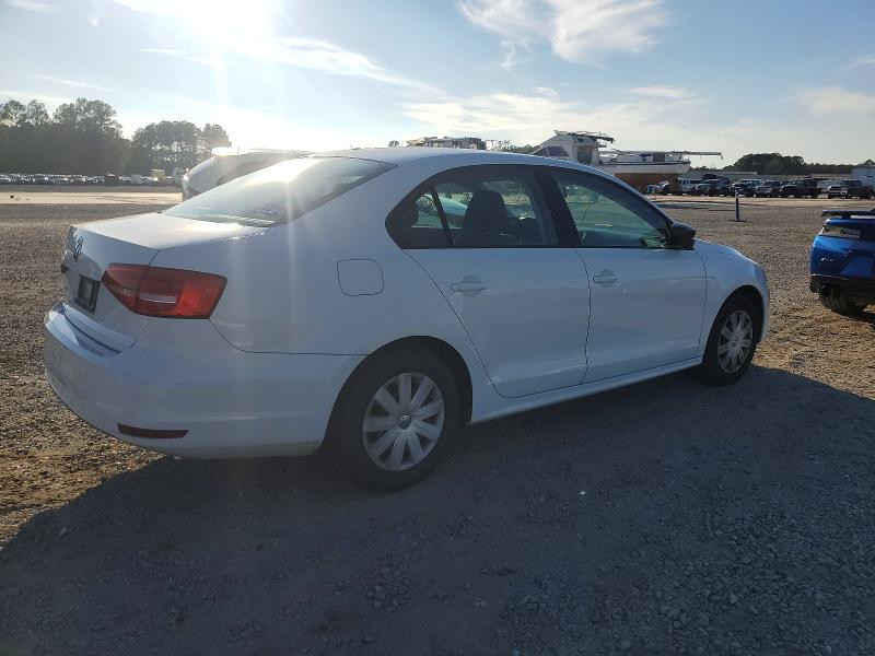Photo 3 from auction – 2015 VOLKSWAGEN JETTA BASE with VIN 3VW2K7AJ9FM305096