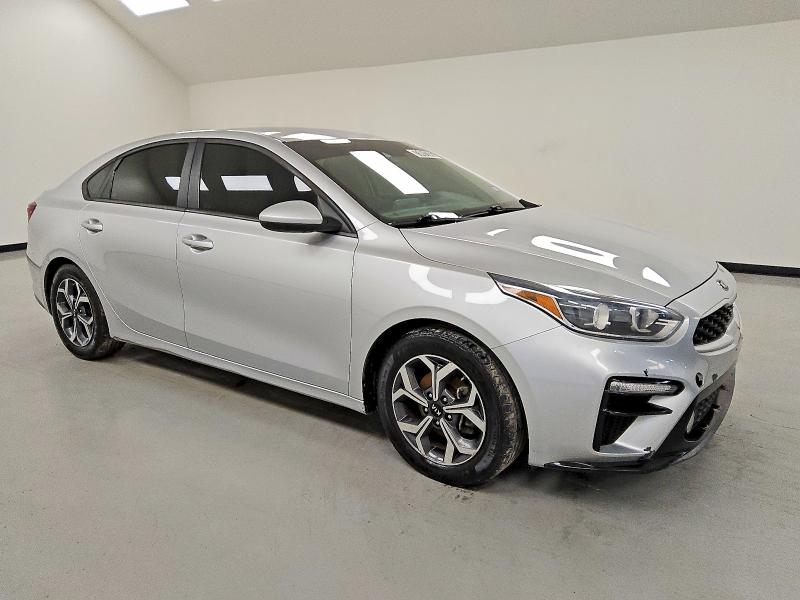Photo 4 from auction – 2019 KIA FORTE FE with VIN 3KPF24AD5KE120089