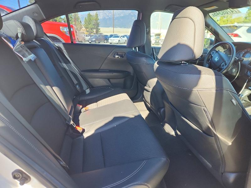 Photo 10 from auction – 2016 HONDA ACCORD with VIN 1HGCR2F69GA071066