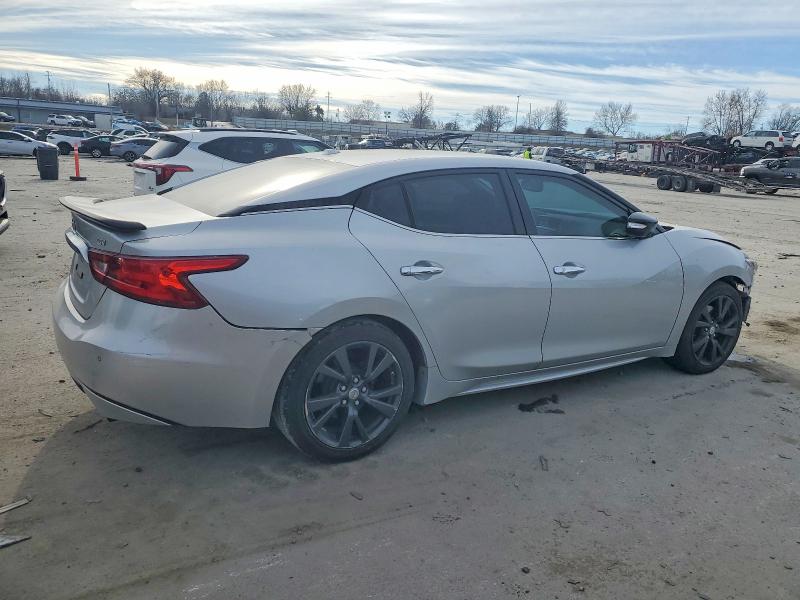Photo 3 from auction – 2017 NISSAN MAXIMA with VIN 1N4AA6AP1HC399906