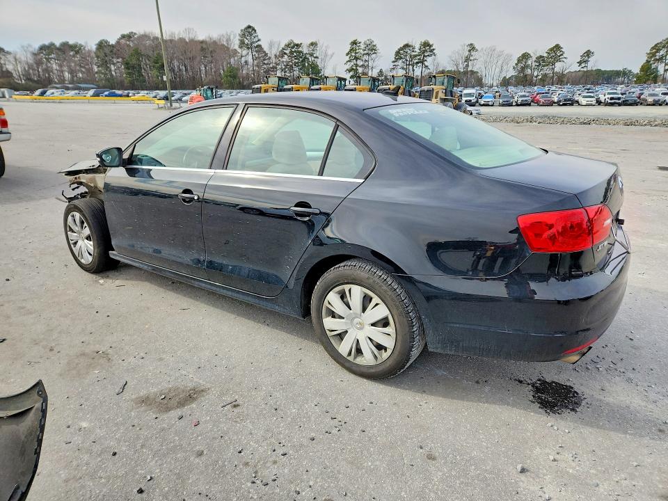 Photo 2 from auction – 2014 VOLKSWAGEN JETTA SE with VIN 3VWD07AJ2EM437985