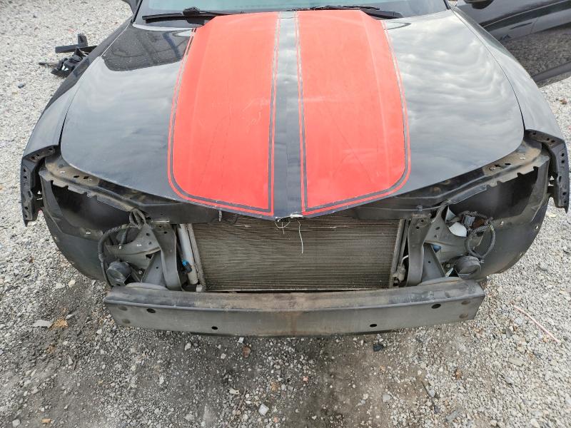 Photo 11 from auction – 2015 CHEVROLET CAMARO LS with VIN 2G1FB1E3XF9177529