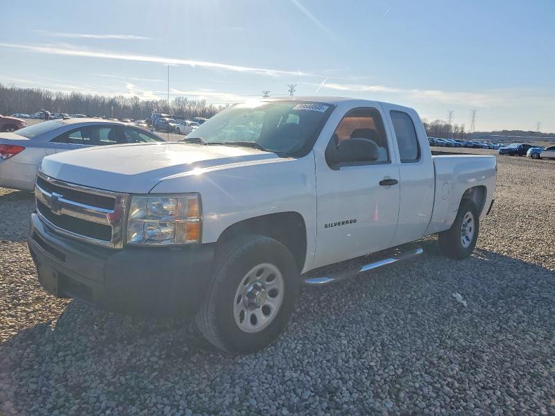 CHEVROLET SILVERADO 2011 with VIN 1GCRCPEX2BZ417647 - Photo from auction