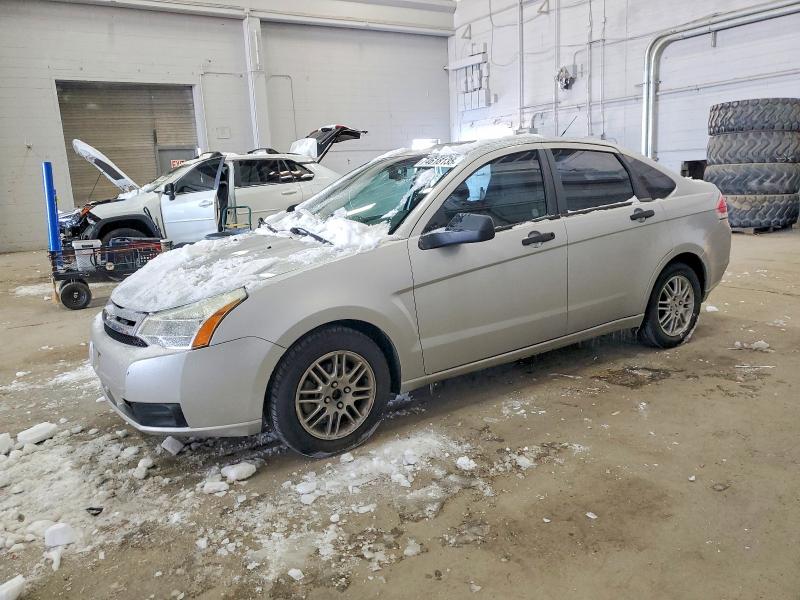 FORD FOCUS SE 2010 with VIN 1FAHP3FN9AW148493 - Photo from auction