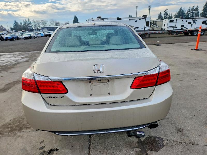 Photo 6 from auction – 2014 HONDA ACCORD with VIN 1HGCR2F89EA165334