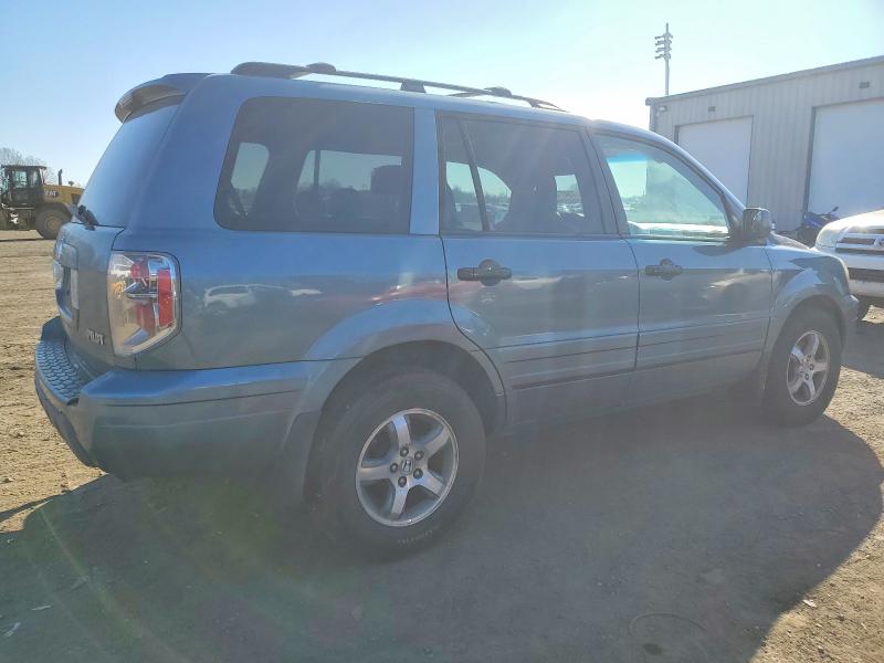 Photo 3 from auction – 2005 HONDA PILOT EXL with VIN 5FNYF18695B051490