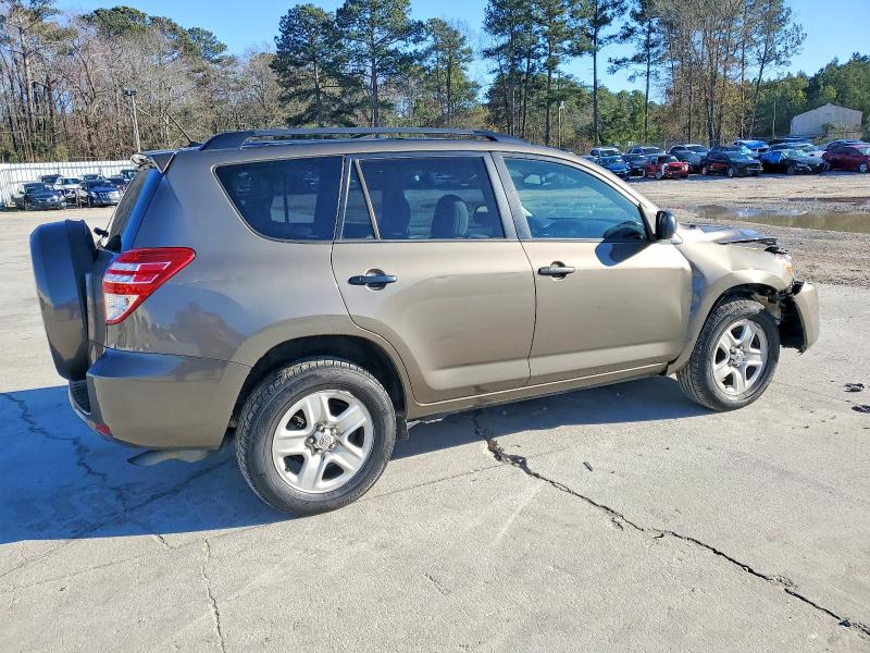 Photo 3 from auction – 2011 TOYOTA RAV4 with VIN 2T3KF4DV1BW073736
