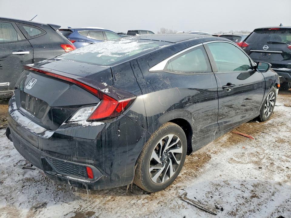 Photo 3 from auction – 2017 HONDA CIVIC with VIN 2HGFC4B54HH311053
