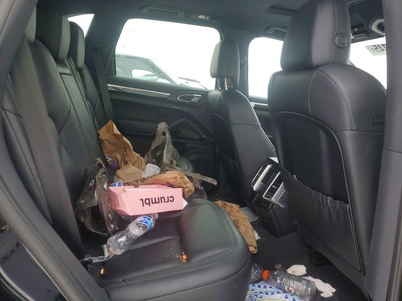 Photo 11 from auction – 2016 PORSCHE CAYENNE with VIN WP1AA2A28GKA11841